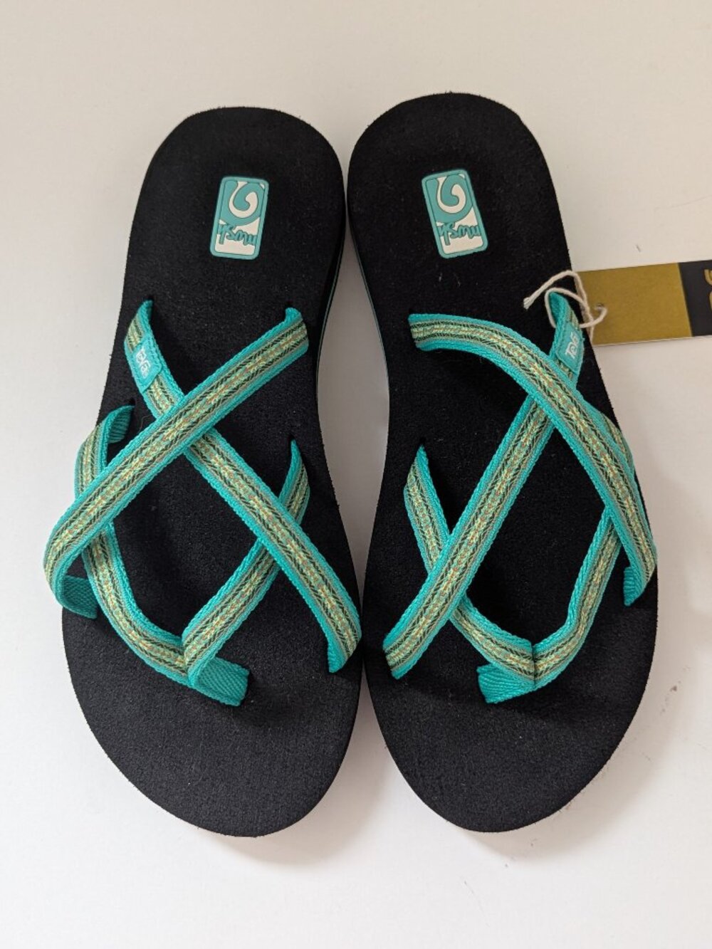 NWT Teva Mush Olowahu Women’s Size 7 Sandals Florida Keys